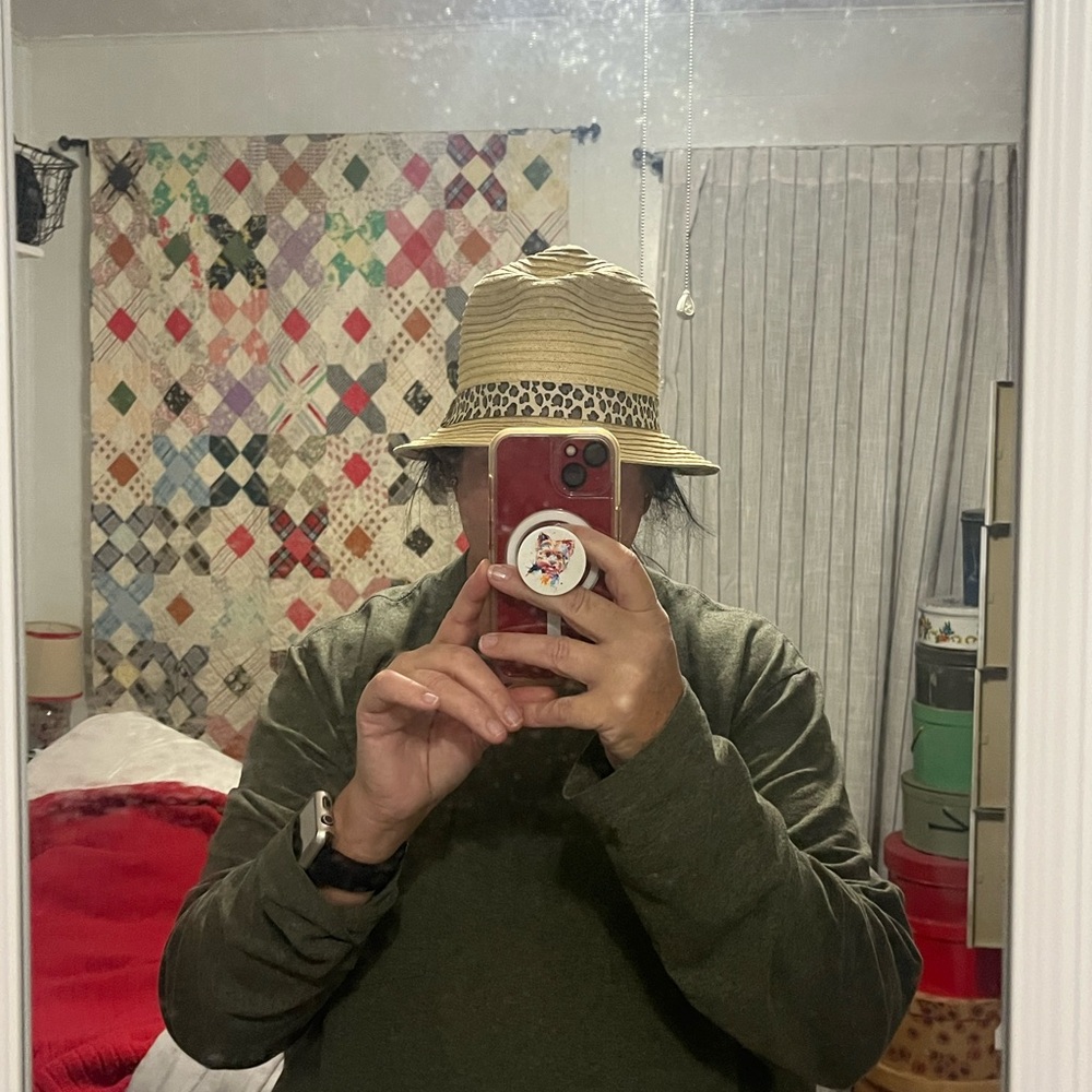 Stylish Tan Straw Hat - Picture 2 of 4